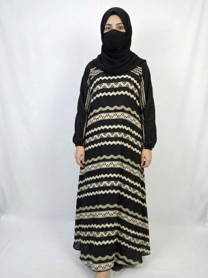 Black & Beige Geometric Abaya