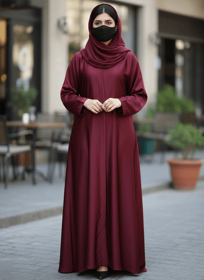 The Royal Maroon Majesty